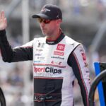 Kevin Harvick dá uma mensagem clara aos rivais da NASCAR de Denny Hamlin