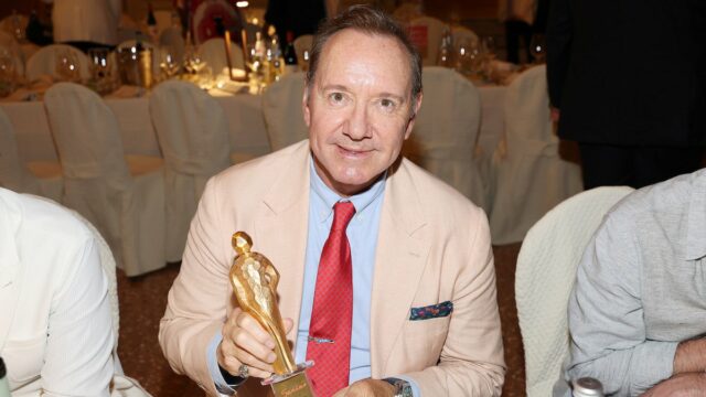 Kevin Spacey, obrigado por jogá -lo diretor durante o discurso sobre aceitar prêmios italianos

