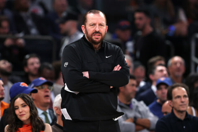 Knicks Surpreendentemente Fire HC Tom Thibodeau seguiu o Ployoff seguir

