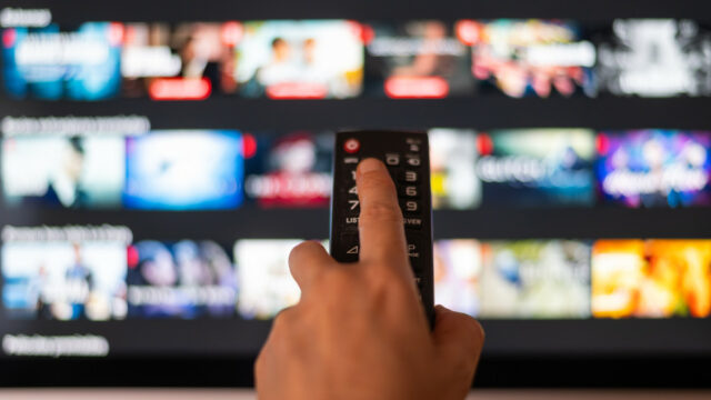 LED YouTube, um eclipse de streaming para Eclipse e transmitido pela primeira vez com 44,8% da TV assistindo

