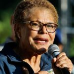 Karen Bass (Crédito: MSNBC)