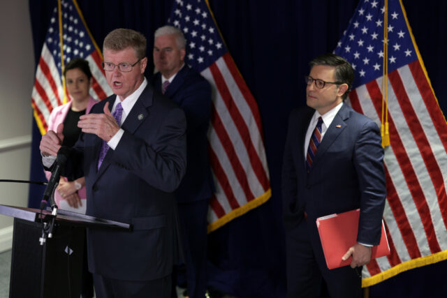 Lista completa de republicanos que votaram contra Donald Trump


