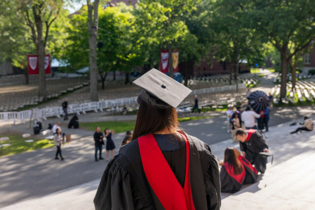 Lista de manuseio de faculdade popular com altas taxas de desemprego


