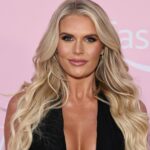Madison Lecroy usa essa máscara facial de colágeno de US $ 30 que, segundo ela, pode 'levantar a mandíbula'