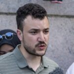 Mahmoud Khalil, ativista pró-palestina e estudante de doutorado da Universidade de Columbia, foi ordenado por um juiz três meses depois que o ICE o levou sob custódia das alegações de que ele é um apoiador do Hamas