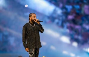 “Maldito os fones de ouvido também jogou” – os fãs reagem depois de serem questionados sobre Montana francês, Drake e Rick Ross. Drake e Montana francês em Sean "Diddy" Combs Hosts Hosts 2014 Ano Novo em 2014 Privado Miami Estate - Fonte: Getty