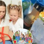 Mamãe arrancou um presente de aniversário "ofensivo" para "Filhos de outras pessoas:" meu presente secreto "