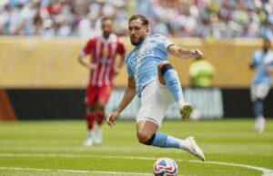 Manchester City ‘Syariah’: do recrutamento de Omar Marmoush a Rayan Cheki Manchester City 'Syariah': do recrutamento de Omar Marmoush a Rayan Cheki