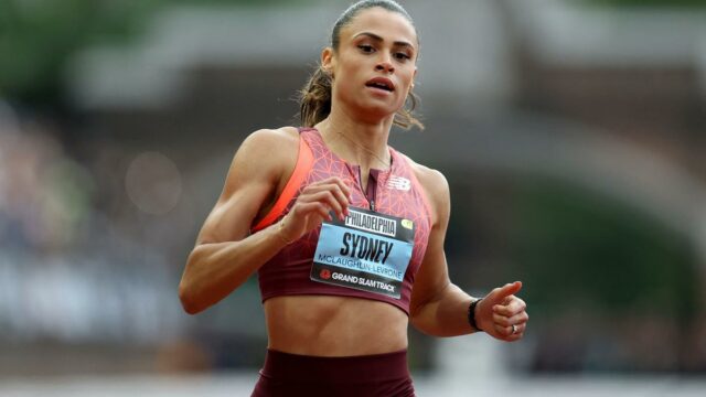 McLaughlin-Levrone em quinto em 100m obstáculos da Filadélfia

