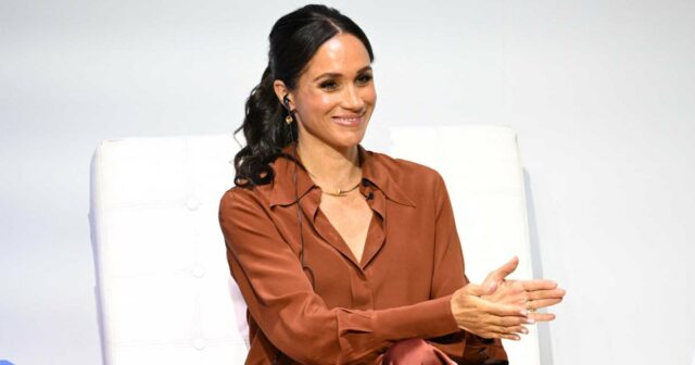 Meghan Markle's Go-to Sandal custa US $ 840, e esta versão de $ 20 é quase idêntica

