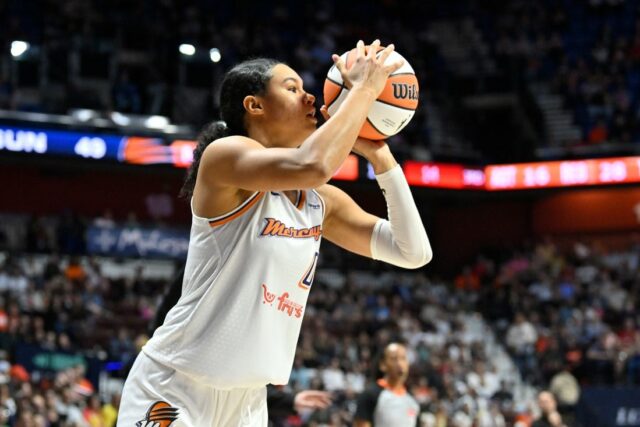 WNBA: Phoenix Mercury em Sun Connectic