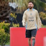 Messi de volta com a Argentina após 7 -a demissão