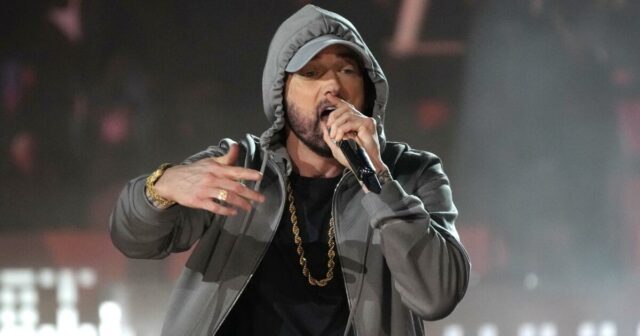 Meta exigido pela empresa editorial do Eminem por suposta infração de direitos autorais

