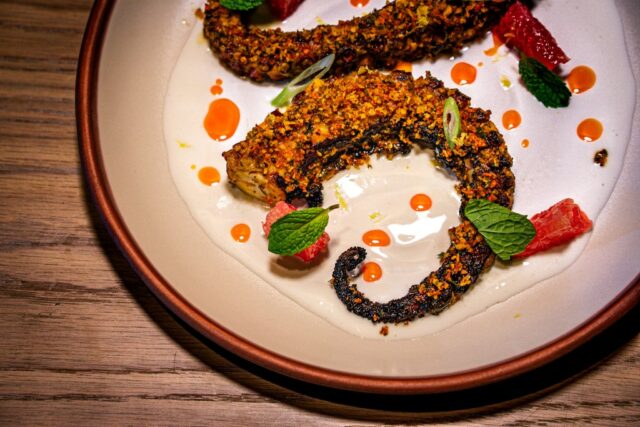 Michelin: Um restaurante indiano de cal moderno é o único novo babador Gourmand of the Bay Area

