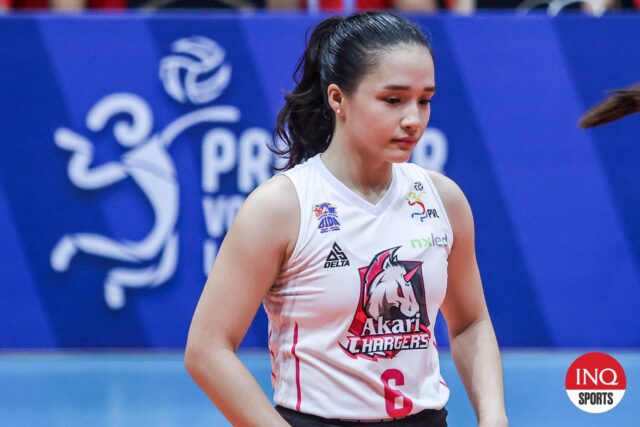 Mich Cobb é um dos principais jogadores de Akari Chargers em PVL e pendura a camisa de vôlei.