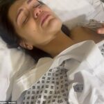 Jessie J se quebrou em lágrimas em um vídeo comovente de sua cama de hospital depois de passar por uma cirurgia como parte de seu tratamento de câncer de mama