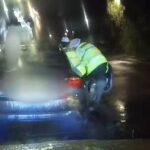 Quando os policiais a informaram, ela correu Baird em velocidade