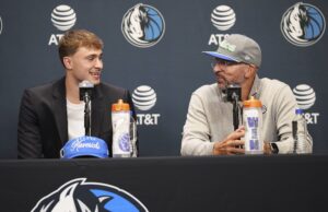 NBA: Cooper Flagg parece confortável em Dallas NBA Cooper Flagg Dallas Mavericks