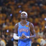O guarda do Oklahoma City Thunder, Shai Gilgeous-Alexander, as finais da NBA contra o Indiana Pacers na primeira metade da série de basquete, 11 de junho de 2025, Indianapolis está indo ao tribunal.