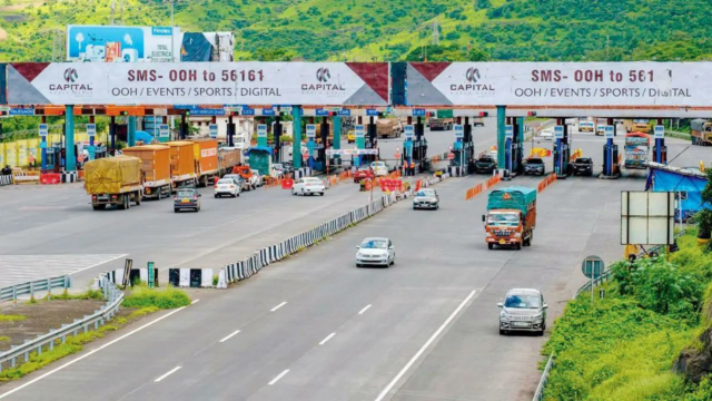 NHAI representa de estradas de direção exclusivas com motoristas de condução para motoristas

