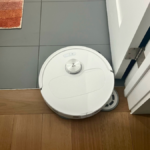 Roborock Q7 M5+ robô -vacuum e smartphone