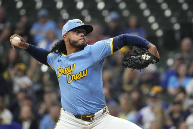 MLB: St. Louis Cardinals em Milwauki Brucers