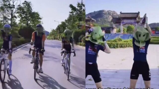 Novamente tendência! Residentes na China usam máscaras de lençol de lótus

