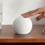 O Echo Dot está de volta ao preço mais baixo do ano