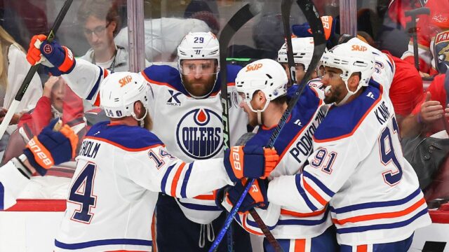 O Oilers recuou, TIE Series: Qualificações de ambas as equipes, esperam corresponder 5

