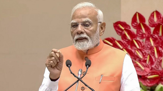 O PM Modi diz que em todo o mundo na Índia

