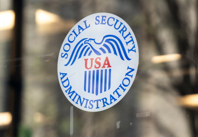 O Seguro Social soa alarme em possíveis atrasos

