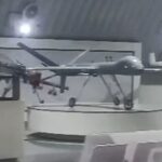 Os chefes do Taliban exibiram esse drone caseiro - pareciam suspeitos como uma cópia do MQ9 Reper dos americanos, abaixo, abaixo