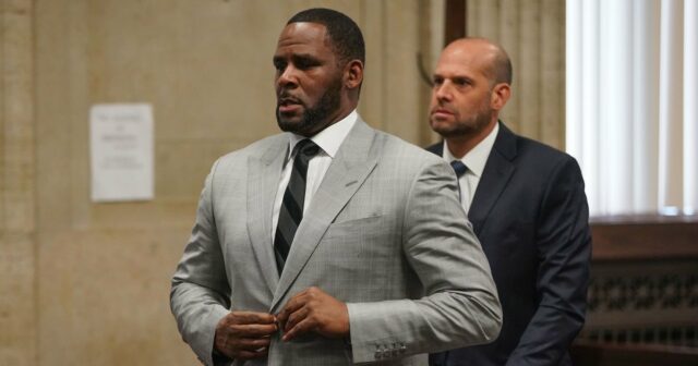 GetTyImages-1168903008 R Kelly.jpg