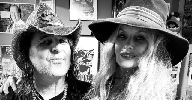 Cantor de Pussycat mais rápido Taime Downs Fiancee morto depois de cair no cruzeiro
