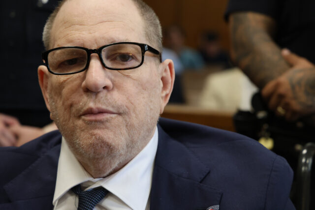 O caos do júri forja o Mistial em Weinstein Regue Houses

