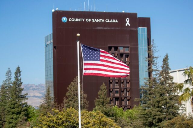 O condado de Santa Clara aprova um orçamento de 13,7 bilhões de dólares americanos - mas os desafios fiscais ainda estão à nossa frente

