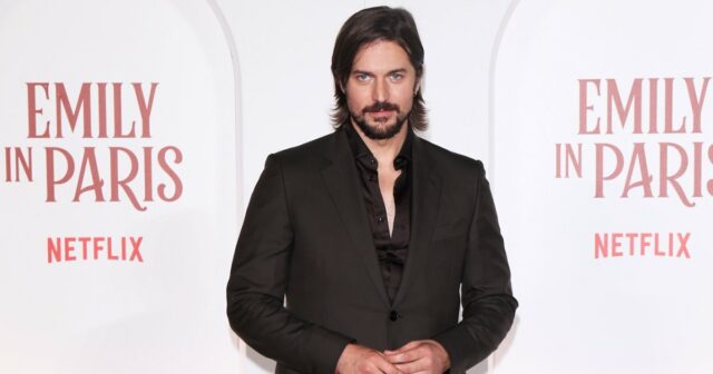 Tudo o que Lucas Bravo disse sobre Emily na 5ª temporada de Paris