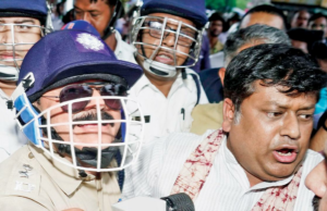 O crime de Calcutá foi um crime: a NCW visita a cena do crime; Sente -se O crime de Calcutá foi um crime: a NCW visita a cena do crime; Sente -se