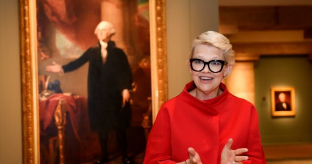 O diretor do Museu Smithsonian renuncia duas semanas depois que Trump disse que a demitiu

