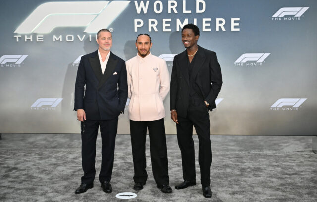 O especialista em moda quebra a estréia do filme de porcas de F1 em Nova York

