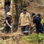 As pesquisas policiais novas estão em andamento perto do local onde Madeleine McCann foi vista pela última vez perto de Praia da Luz, Portugal