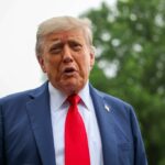 O presidente Trump fala com a mídia.
