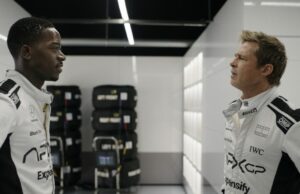 O filme F1 da Apple cruza US $ 500 milhões na bilheteria global O filme F1 é um sucesso cinematográfico, no caminho certo para executar demais a bilheteria combinada de todos os filmes anteriores da Apple Originals