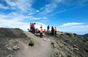 O governador do NTB coordenou em todos os setores para a evacuação de turistas brasileiros que caíram no Monte Rinjani O governador do NTB coordenou em todos os setores para a evacuação de turistas brasileiros que caíram no Monte Rinjani