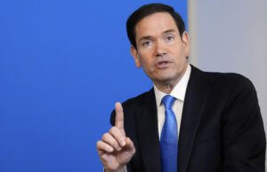 O governo Trump anuncia novas restrições de visto O governo Trump anuncia novas restrições de visto