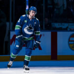 O insider da NHL opina potencialmente Quinn Hughes enfatizou o interesse de Canucks em Bowen Byram em 2027
