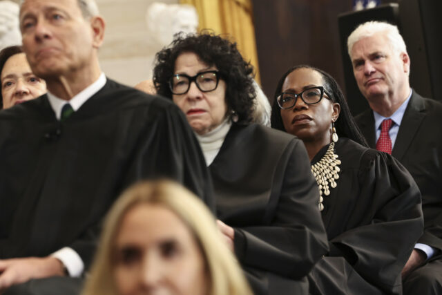 O juiz Sotomayor acusa a Suprema Corte do abuso de "nojento"

