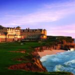 O juiz lança uma ação contra a meia-lua Bay Ritz-Carlton por Hoface serve garrafa de água com esperma
