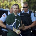 O assassino de policiais David Sweat está trancado em contenção única há quase uma década após seu incrível Dannemora Jailbreak 2015. Para sobreviver ao seu inferno, ele interpreta o papel de amor