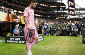 O mais popular: o capitão Kirgistan chorando, Lionel Messi CS se torna um frango vegetal em frente ao PSG O mais popular: o capitão Kirgistan chorando, Lionel Messi CS se torna um frango vegetal em frente ao PSG